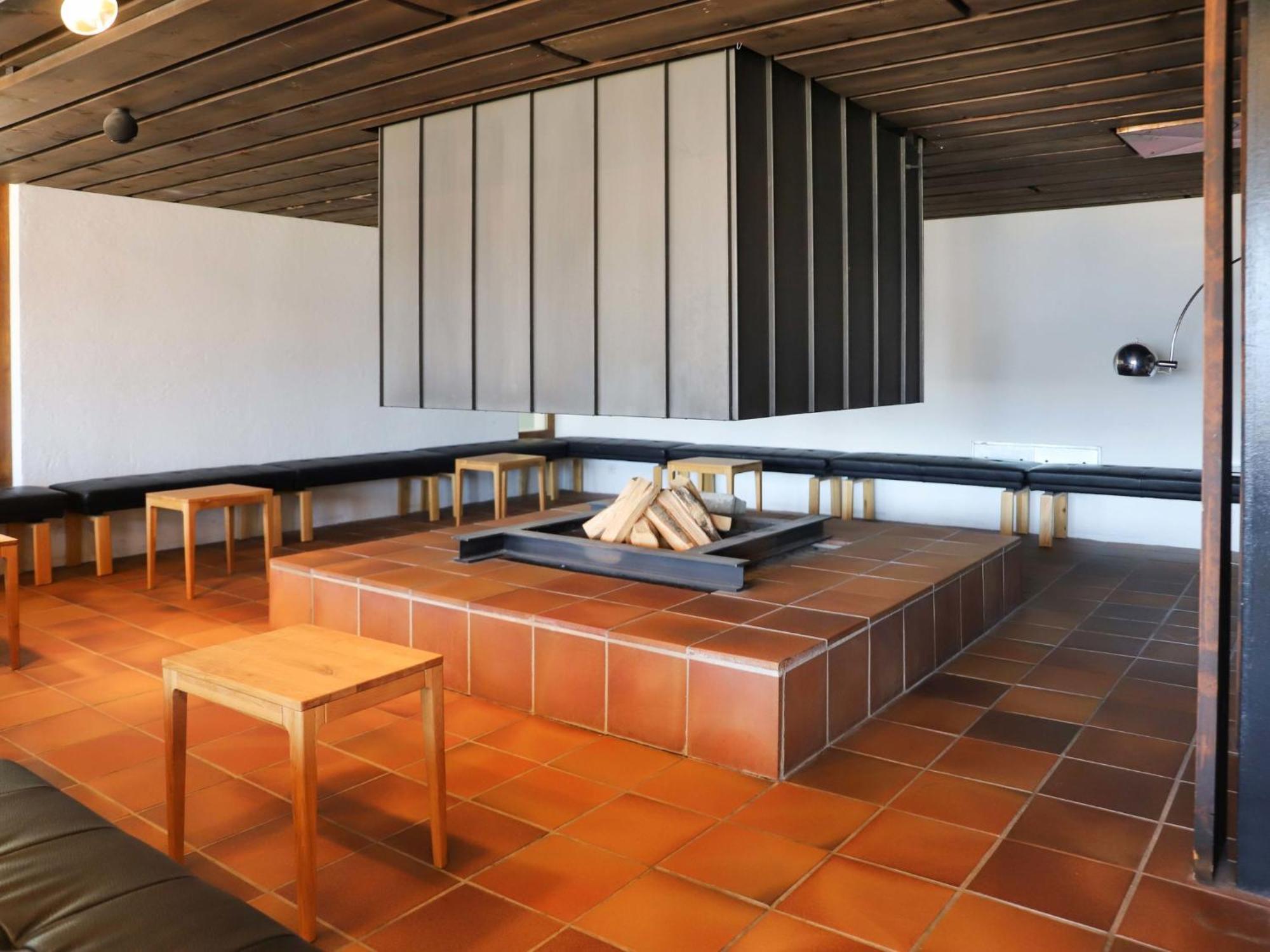 Apartment Jeanne D'Arc-3 By Interhome Crans-Montana Exterior photo